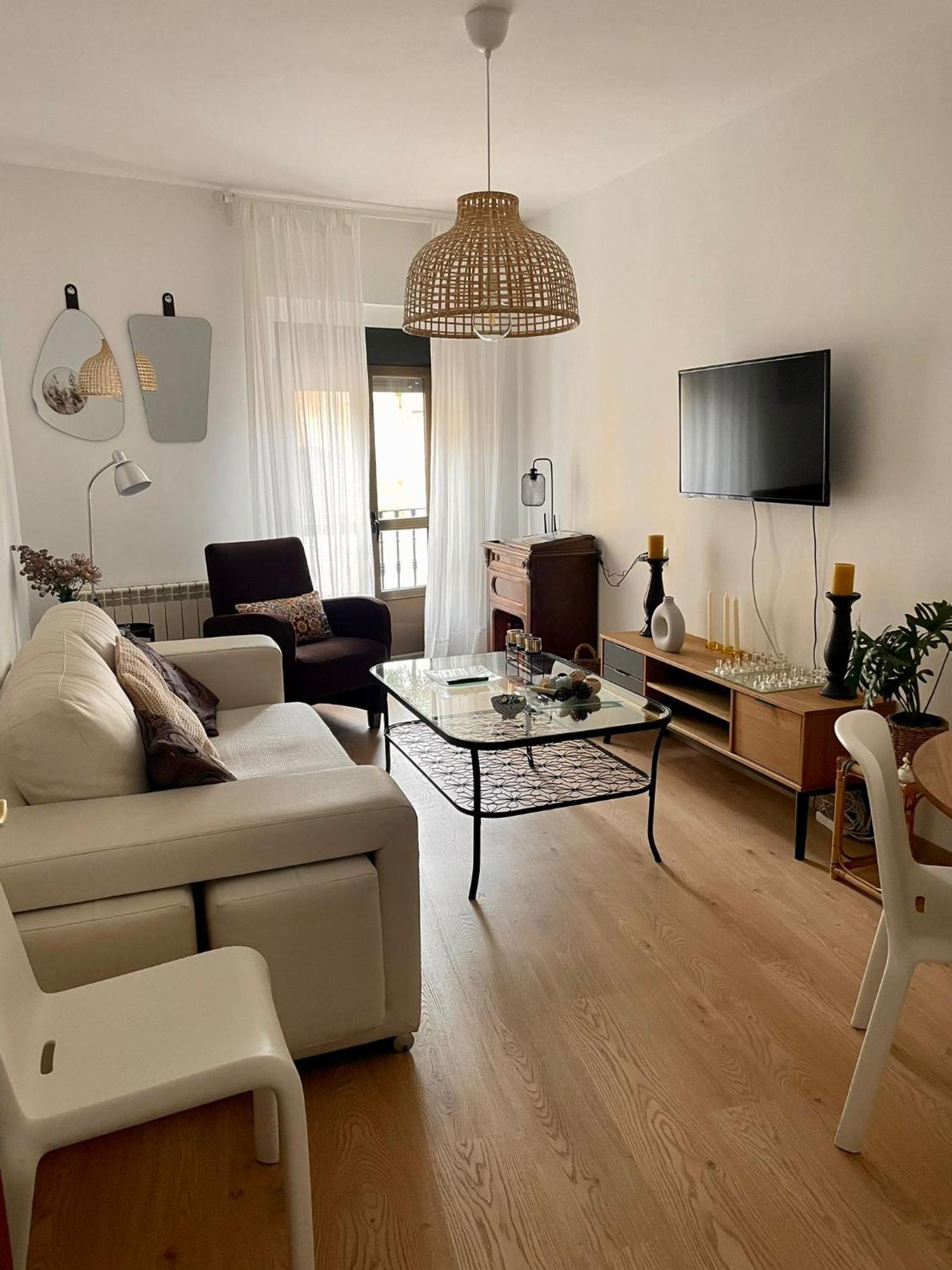 Vut Santa Lucia Apartment Zamora Luaran gambar