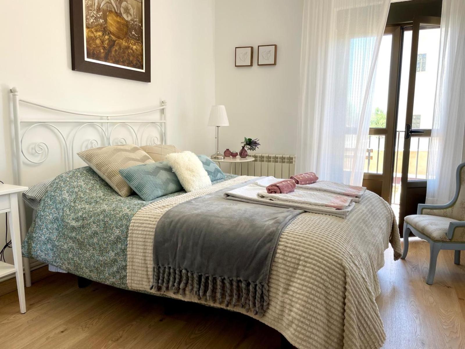 Vut Santa Lucia Apartment Zamora Luaran gambar