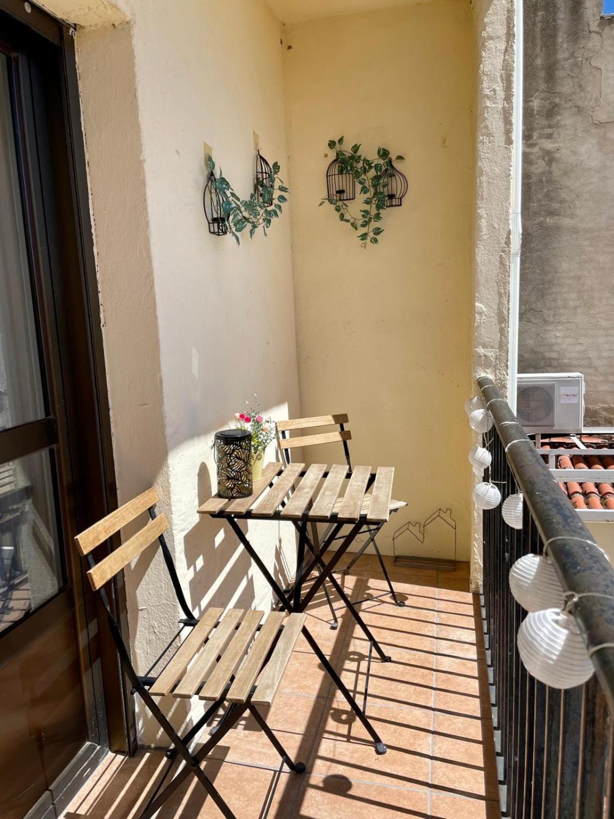 Vut Santa Lucia Apartment Zamora Luaran gambar