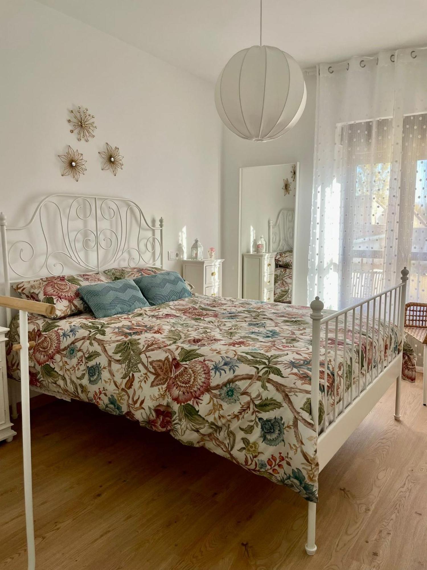 Vut Santa Lucia Apartment Zamora Luaran gambar